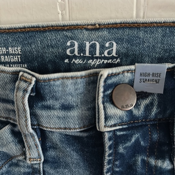 a.n.a Carpenter Cargo Slightly Distressed Blue Jeans sz 6 - Picture 9 of 15